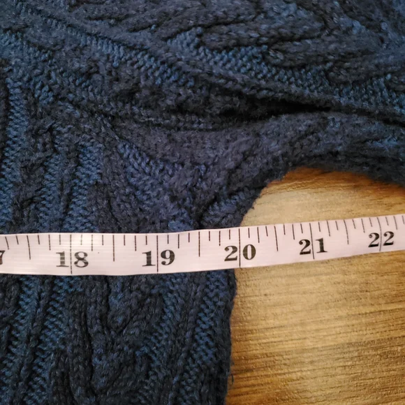 eight eight eight Sweater Size XL Blue Cable Knit - Picture 5 of 6